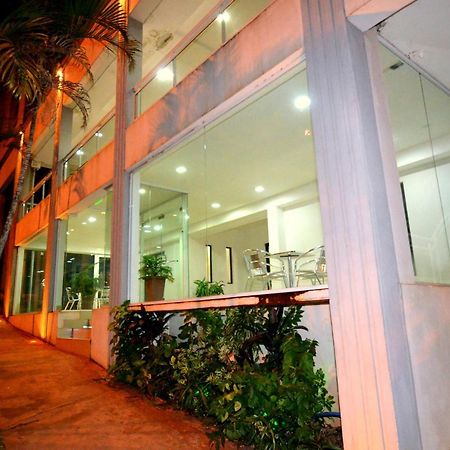 Hosteria Casa Blanca Iguazu Пуерто Игуасу Екстериор снимка