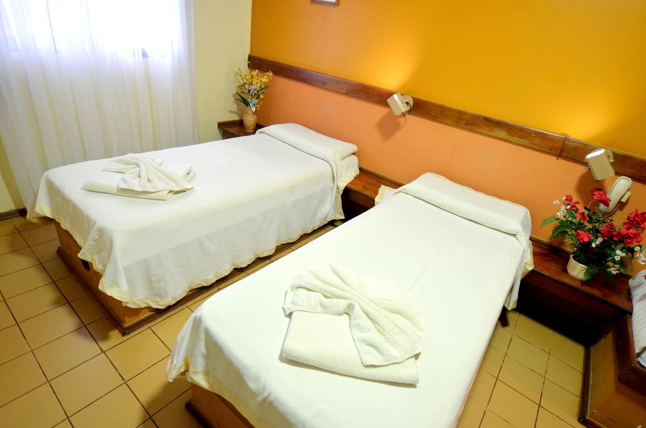 Hosteria Casa Blanca Iguazu Пуерто Игуасу Екстериор снимка